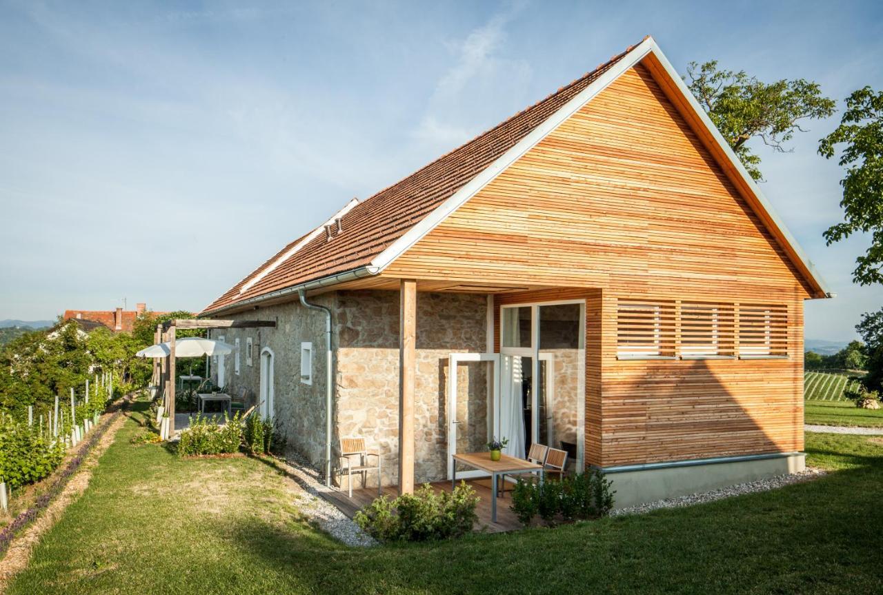 Winzarei, Weingut Tement Berghausen Exterior foto